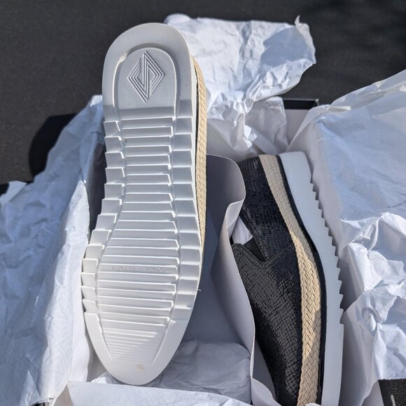 Donald Pliner Black Spring Loafer Size 10 NIB - Picture 4 of 8